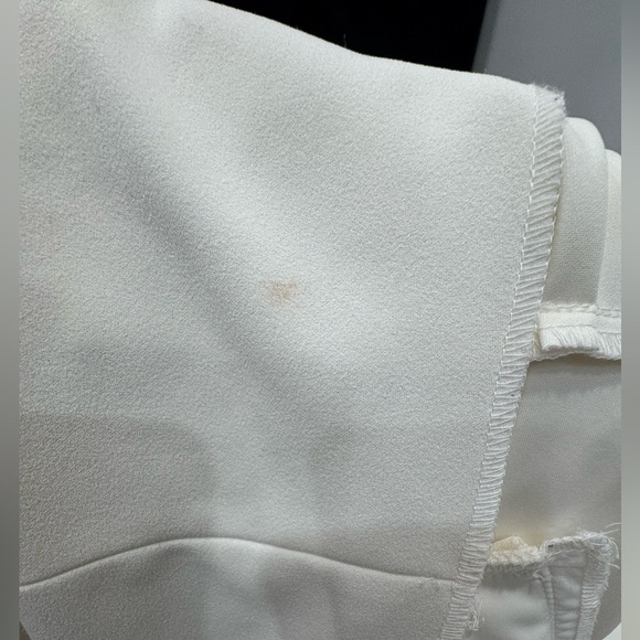 Tahari Coat Jacket Creamy White Colour Size Small  Long Sleeves NWOT - Picture 9 of 9